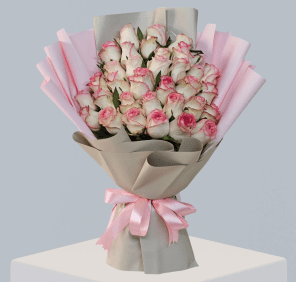 double color roses bouquet